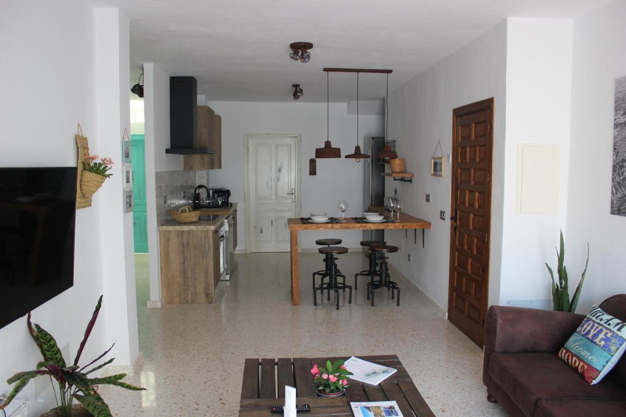 Casa Mixa Con Decoracion Estilo Industrial Apartment Mijas Ngoại thất bức ảnh
